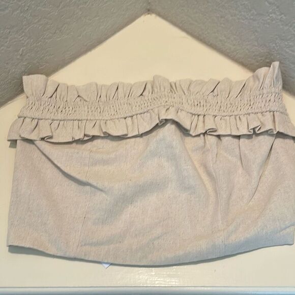 Gilli Size M Linen Blend Strapless Smocked Top Cream Coastal Contemporary NWT - Picture 7 of 11